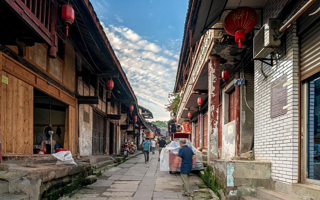落马女州长痛哭忏悔:愧对父母每年准备的“青菜煮白豆腐”年夜菜